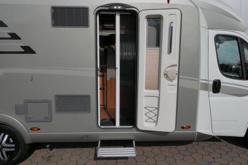 Hymer T 678 CL Hymer  T 678 CL AUTOMAAT, AL-KO Maxi, lengte bedden 10