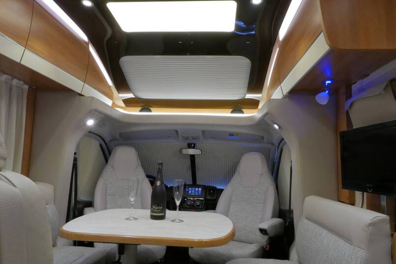 Hymer T 678 CL Hymer  T 678 CL AUTOMAAT, AL-KO Maxi, lengte bedden 18
