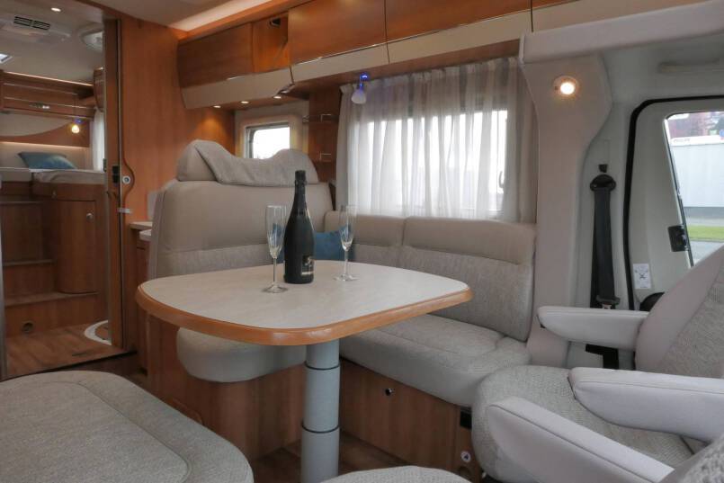 Hymer T 678 CL Hymer  T 678 CL AUTOMAAT, AL-KO Maxi, lengte bedden 21