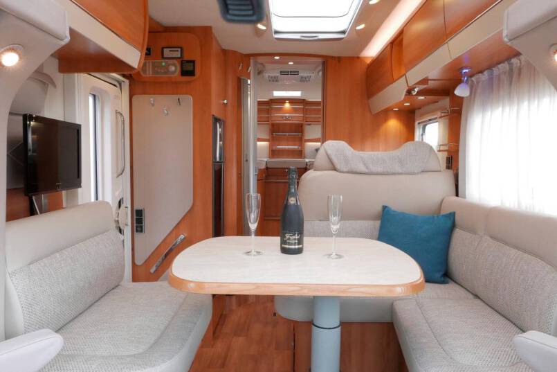 Hymer T 678 CL Hymer  T 678 CL AUTOMAAT, AL-KO Maxi, lengte bedden 23