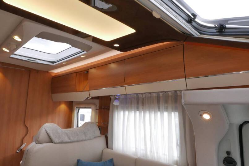Hymer T 678 CL Hymer  T 678 CL AUTOMAAT, AL-KO Maxi, lengte bedden 24