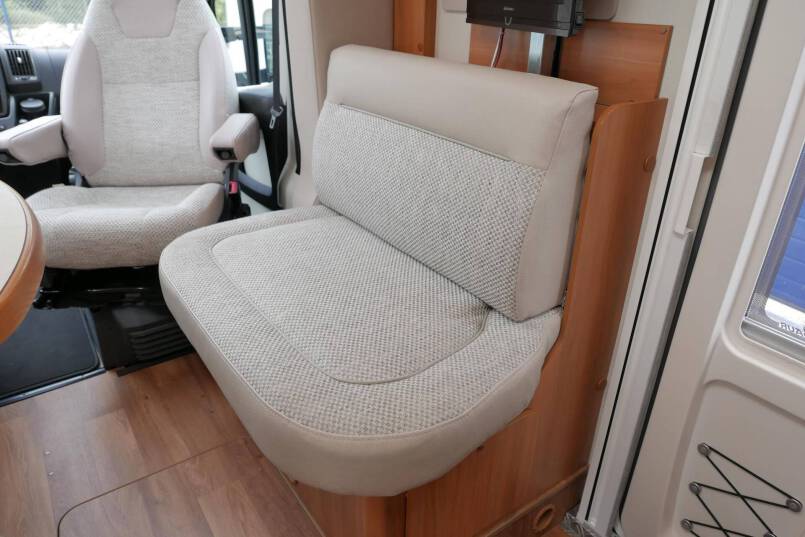 Hymer T 678 CL Hymer  T 678 CL AUTOMAAT, AL-KO Maxi, lengte bedden 25