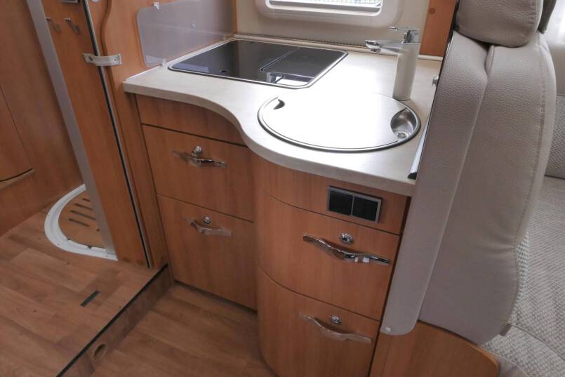 Hymer T 678 CL Hymer  T 678 CL AUTOMAAT, AL-KO Maxi, lengte bedden 27