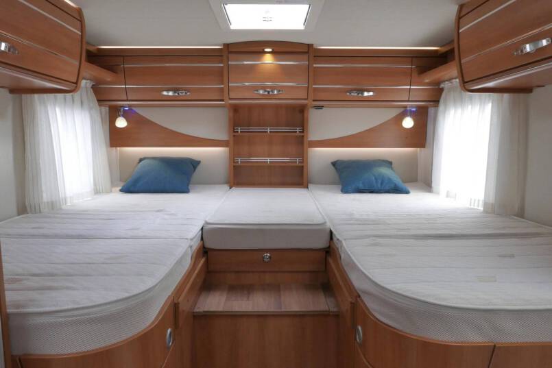 Hymer T 678 CL Hymer  T 678 CL AUTOMAAT, AL-KO Maxi, lengte bedden 30