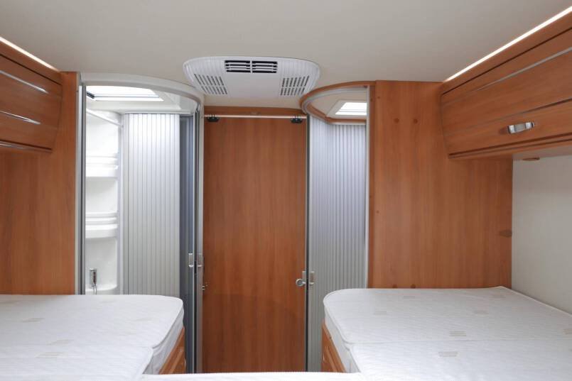 Hymer T 678 CL Hymer  T 678 CL AUTOMAAT, AL-KO Maxi, lengte bedden 32