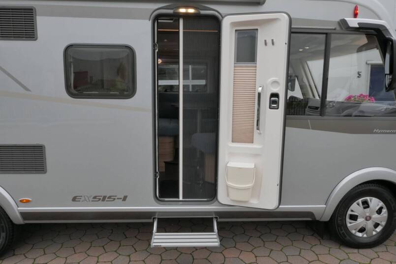 Hymer Exsis I 588 Crystal Zilver Hymer  Exsis I 588 Crystal Zilver AUTOMAAT, bovenkastjes, vol optie 11