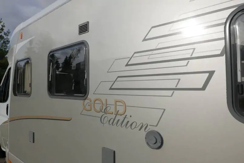 Hymer  T 654 SL Gold Edition  laag bed, incl. luchtvering 8