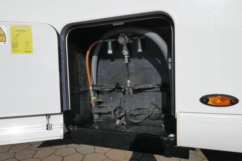 Hymer T 678 CL  AL-KO MAXI, 180pk, enkele bedden 12