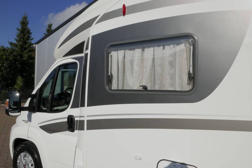 Hymer T 678 CL  AL-KO MAXI, 180pk, enkele bedden 13