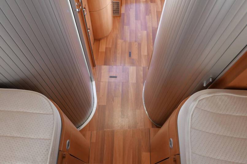 Hymer T 678 CL  AL-KO MAXI, 180pk, enkele bedden 40