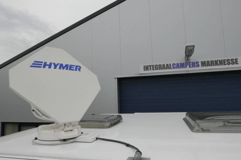 Hymer B-SL 704 SupremeLine 180 PK AUTOMAAT, LEVELSYSTEEM, enkele bedden 55
