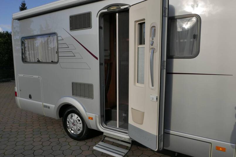 Hymer B 654 SL Elegance Zilver 3.0 158 pk, 13