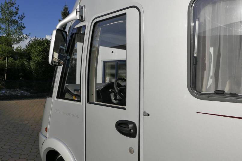 Hymer B 654 SL Elegance Zilver 3.0 158 pk, 16