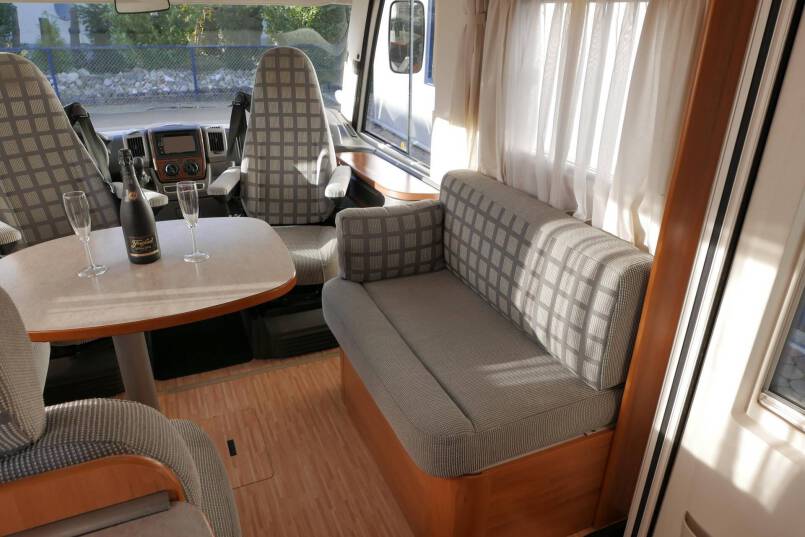 Hymer B 654 SL Elegance Zilver 3.0 158 pk, 23