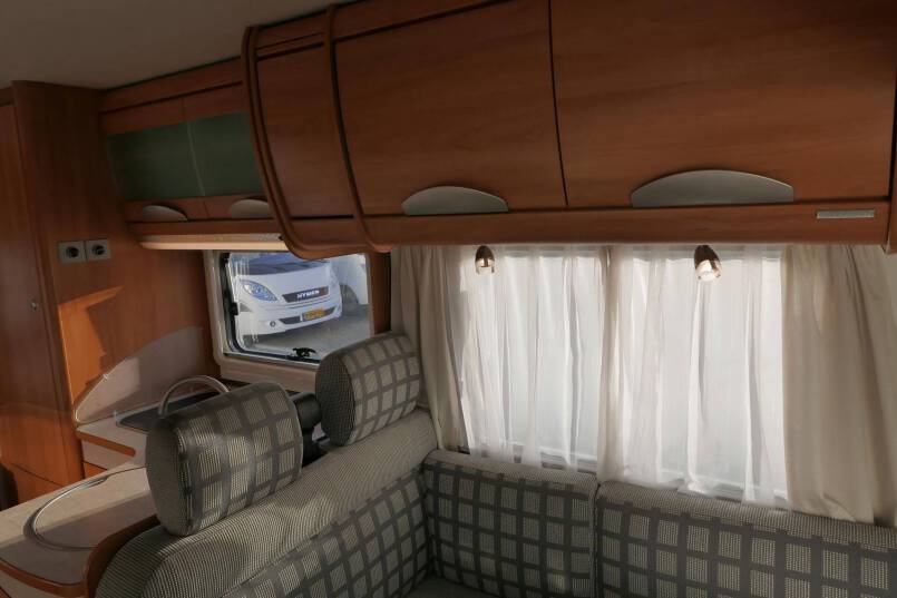 Hymer B 654 SL Elegance Zilver 3.0 158 pk, 25