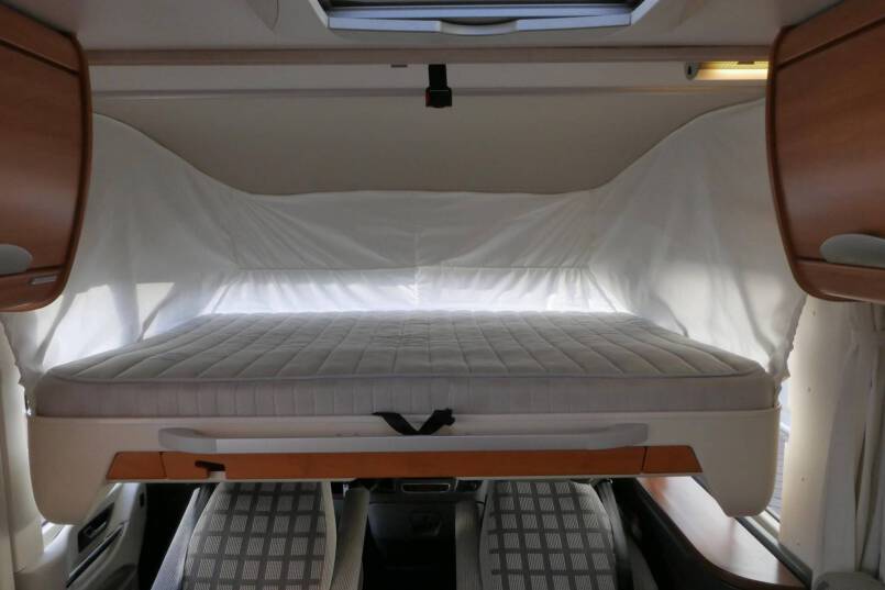 Hymer B 654 SL Elegance Zilver 3.0 158 pk, 37
