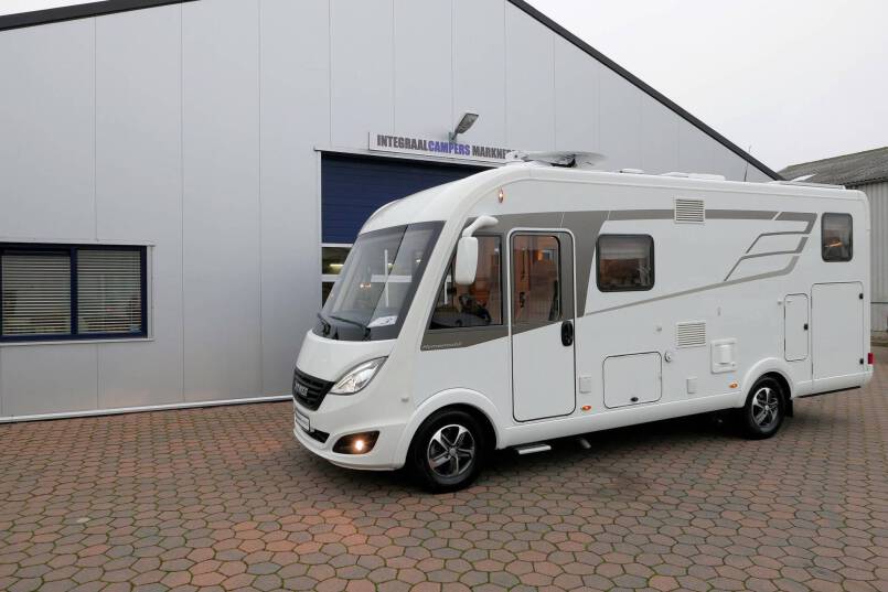 Hymer B 574 / 588 DynamicLine 180 PK AUTOMAAT, MAXI chassis, enkele bedden 47