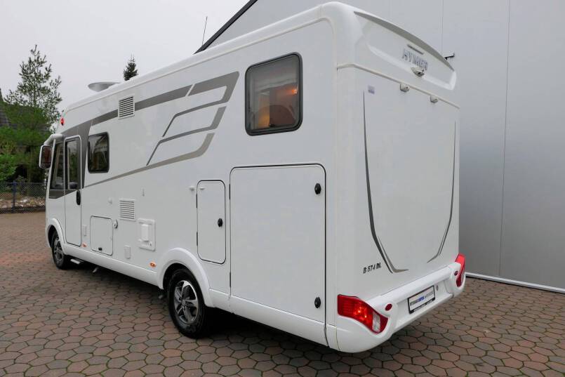 Hymer B 574 / 588 DynamicLine 180 PK AUTOMAAT, MAXI chassis, enkele bedden 6