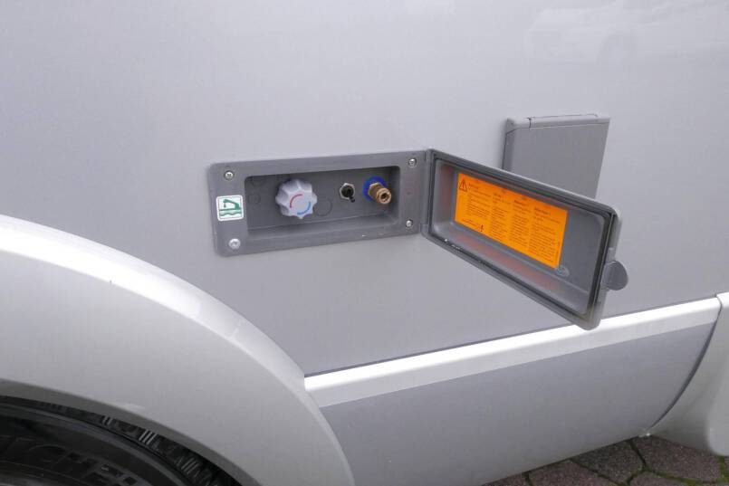 Hymer T 674 SL Star Edition Hymer  T 674 SL Star Edition 3.0 AUTOMAAT, enkele bedden 13