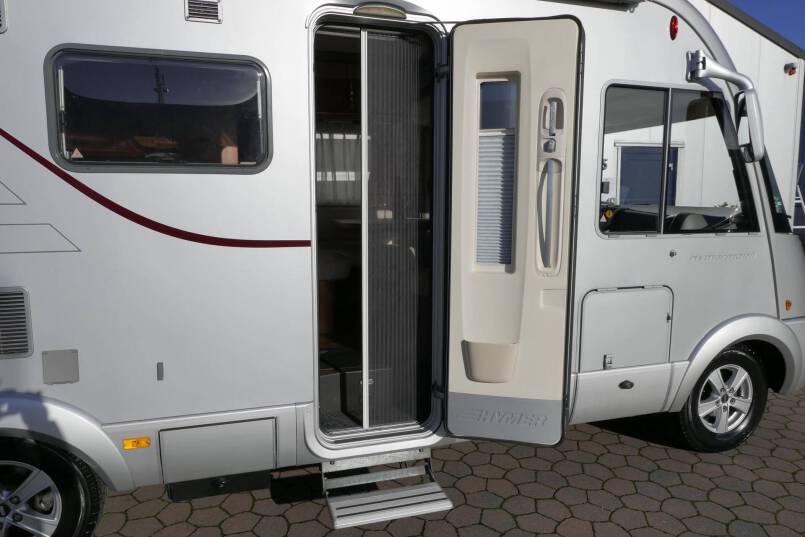Hymer B 674 SL Élégance Zilver Hymer  B 674 SL Élégance Zilver  3.0 AUTOMAAT, enkele bedden 12