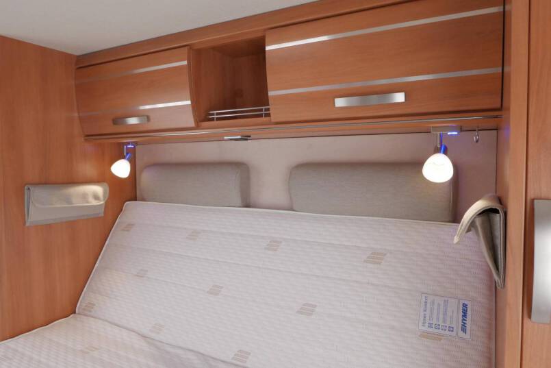 Hymer T 708 SL Queensbed, 180 PK AUTOMAAT, levelsysteem 42