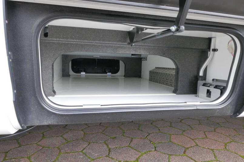 Hymer B-SL 704 SupremeLine 180 pk AUTOMAAT, Al-de verwarming 13