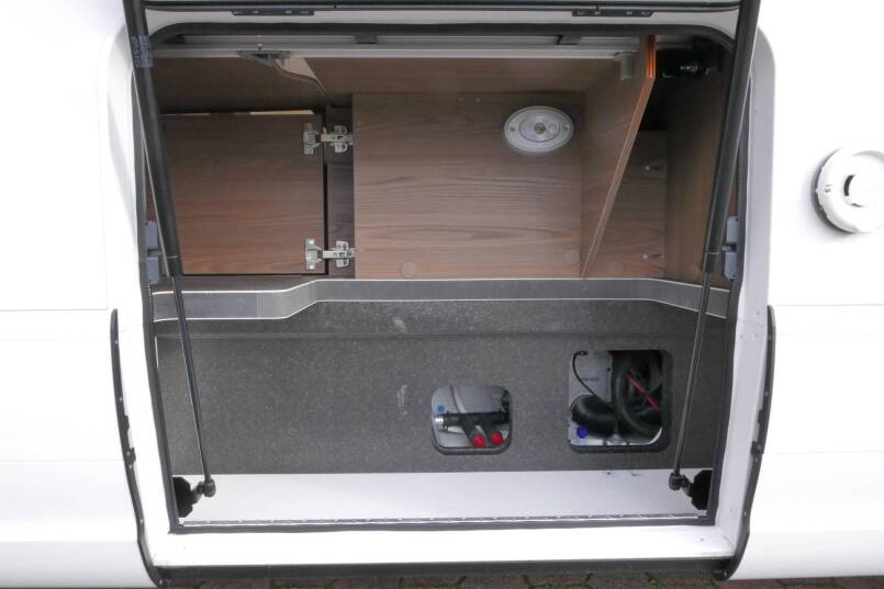 Hymer B-SL 704 SupremeLine 180 pk AUTOMAAT, Al-de verwarming 16