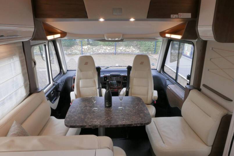Hymer B-SL 704 SupremeLine 180 pk AUTOMAAT, Al-de verwarming 26