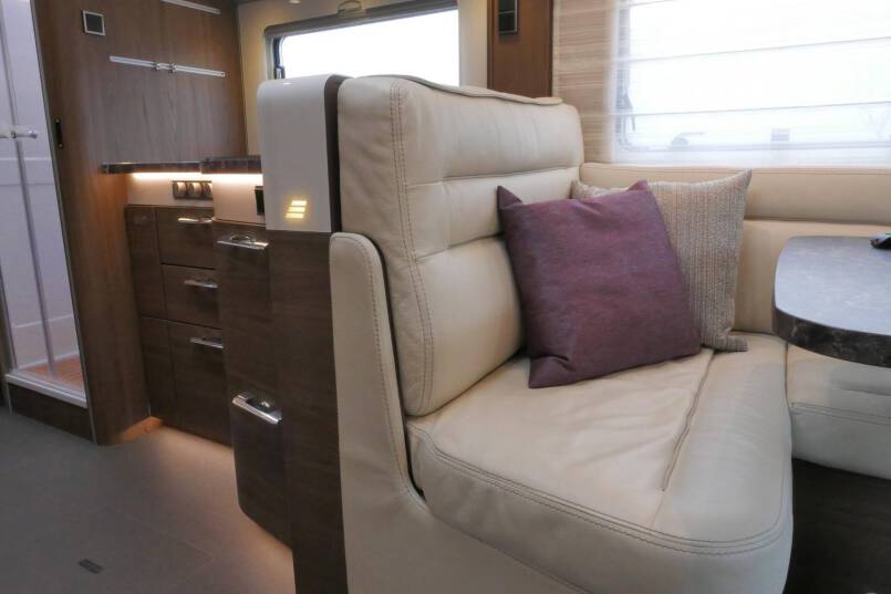 Hymer B-SL 704 SupremeLine 180 pk AUTOMAAT, Al-de verwarming 33