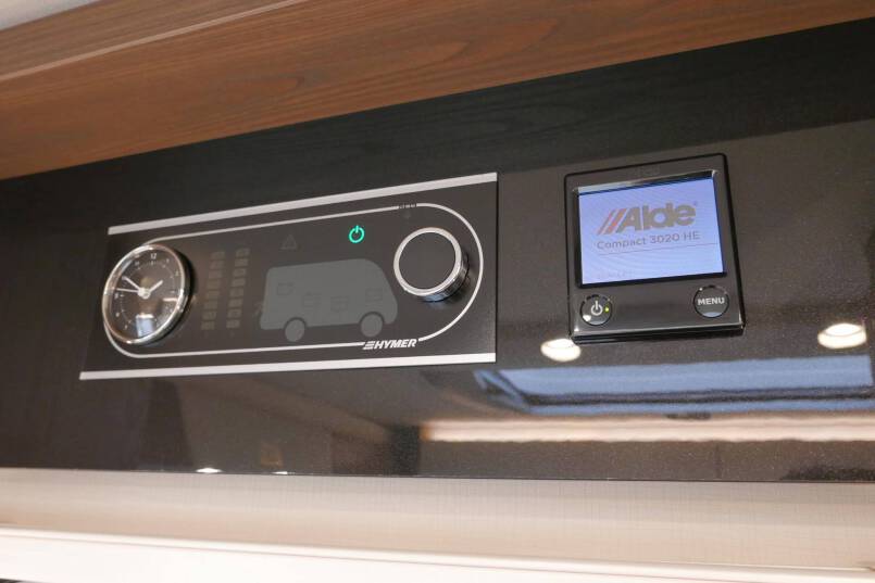 Hymer B-SL 704 SupremeLine 180 pk AUTOMAAT, Al-de verwarming 39
