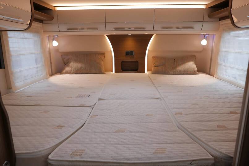 Hymer B-SL 704 SupremeLine 180 pk AUTOMAAT, Al-de verwarming 42