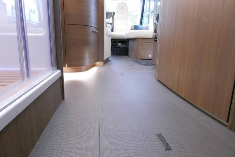 Hymer B-SL 704 SupremeLine 180 pk AUTOMAAT, Al-de verwarming 50