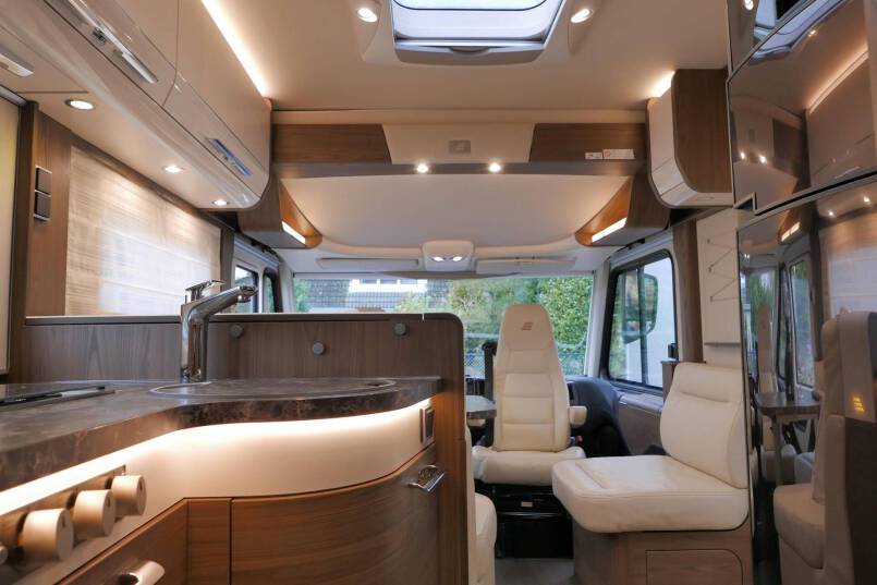 Hymer B-SL 704 SupremeLine 180 pk AUTOMAAT, Al-de verwarming 54