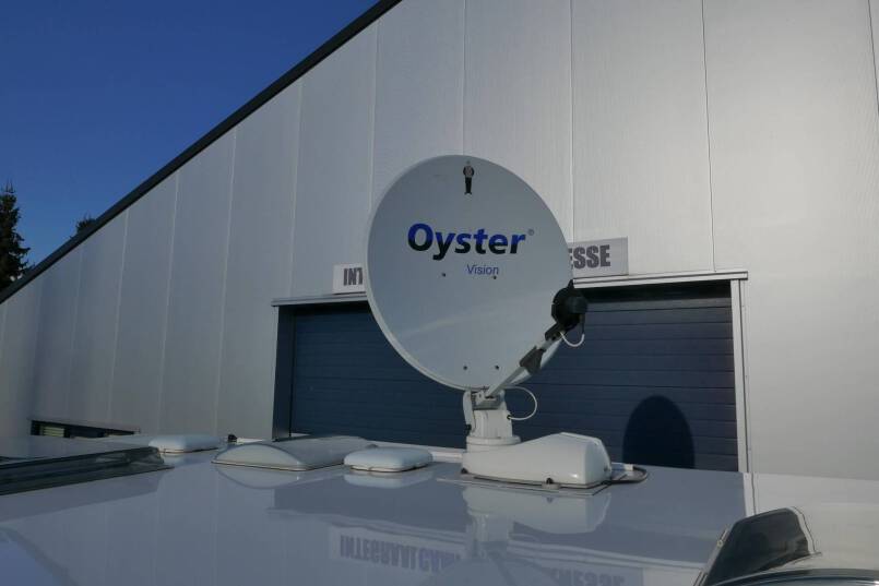 Hymer T 588 SL Hymer  T 588 SL 150 pk, AL-KO chassis, vlakke vloer, vol optie 38