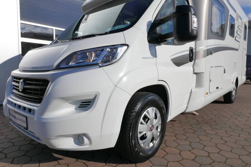 Hymer T 588 SL Hymer  T 588 SL 150 pk, AL-KO chassis, vlakke vloer, vol optie 8