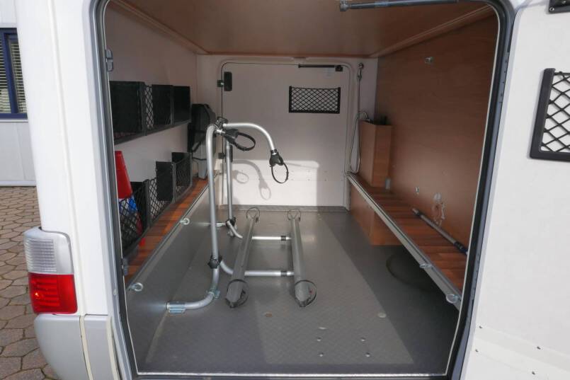 Hymer B 614 SL Star Edition Hymer  B 614 SL Star Edition 3.0 177 pk VOL OPTIE zeer netjes 10