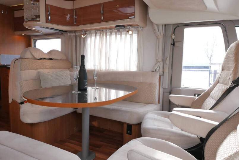Hymer B 614 SL Star Edition Hymer  B 614 SL Star Edition 3.0 177 pk VOL OPTIE zeer netjes 23