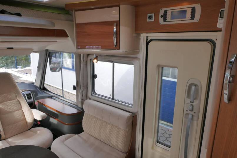 Hymer B 614 SL Star Edition Hymer  B 614 SL Star Edition 3.0 177 pk VOL OPTIE zeer netjes 27