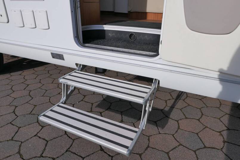 Hymer B 708 PremiumLine Hymer  B 708 PremiumLine 177 Pk AUTOMAAT, Queensbed, levelsysteem 14