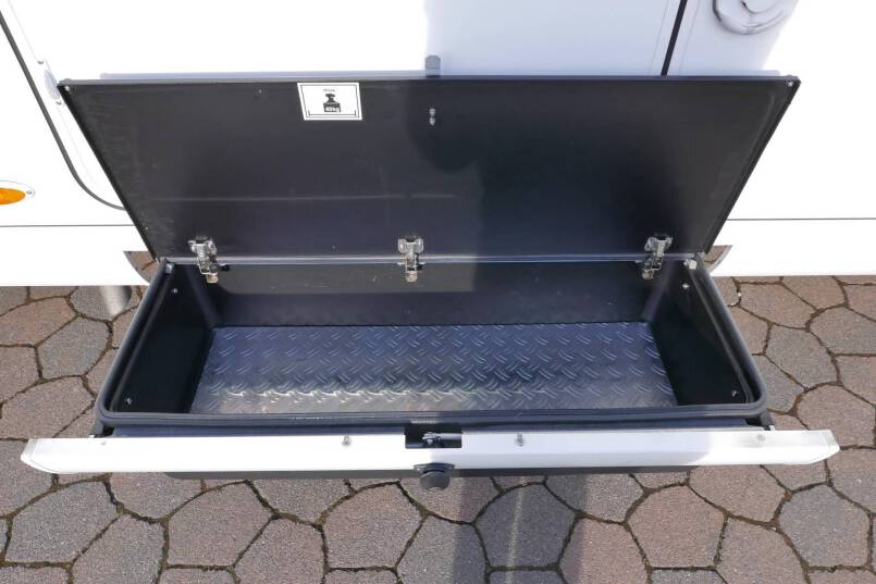Hymer B 708 PremiumLine Hymer  B 708 PremiumLine 177 Pk AUTOMAAT, Queensbed, levelsysteem 19