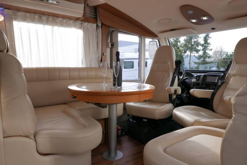 Hymer B 708 PremiumLine Hymer  B 708 PremiumLine 177 Pk AUTOMAAT, Queensbed, levelsysteem 29