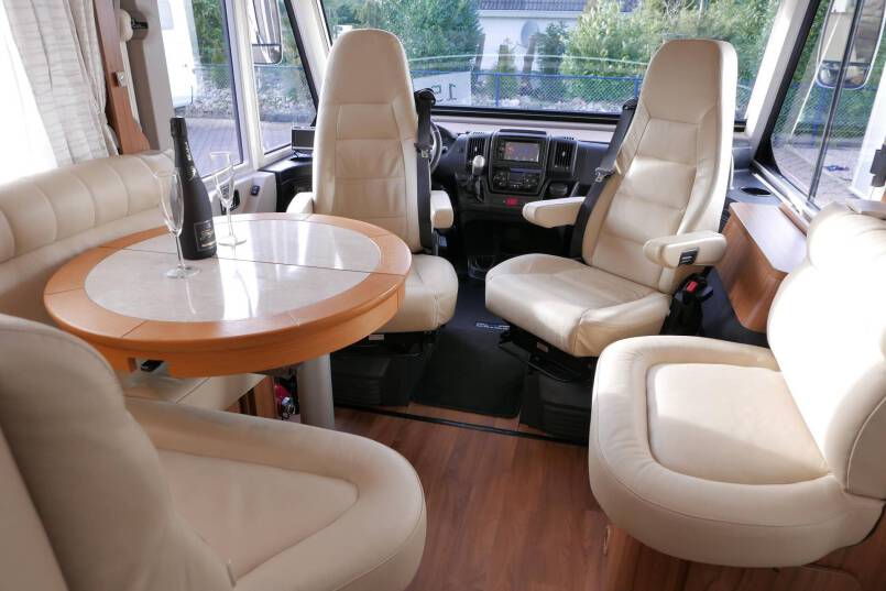 Hymer B 708 PremiumLine Hymer  B 708 PremiumLine 177 Pk AUTOMAAT, Queensbed, levelsysteem 34