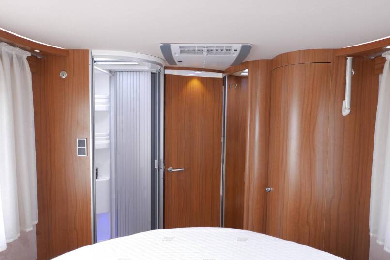 Hymer B 708 PremiumLine Hymer  B 708 PremiumLine 177 Pk AUTOMAAT, Queensbed, levelsysteem 47