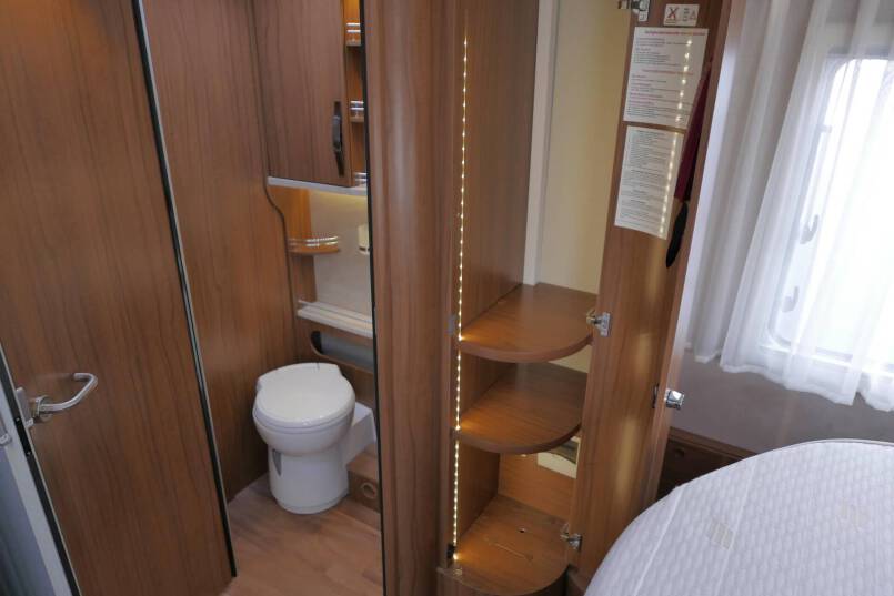 Hymer B 708 PremiumLine Hymer  B 708 PremiumLine 177 Pk AUTOMAAT, Queensbed, levelsysteem 49
