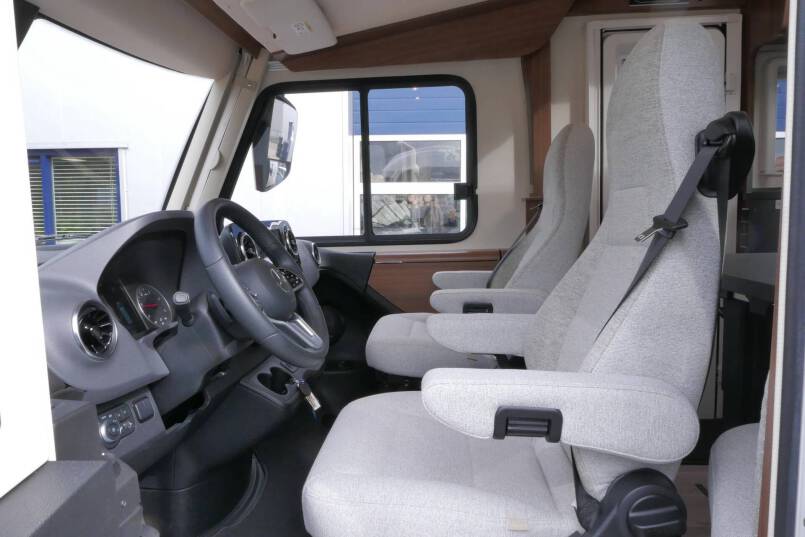 Hymer BMC-I 580 Hymer  BMC-I 580 9G AUTOMAAT 177 pk, Mercedes AL-KO, 2021 18