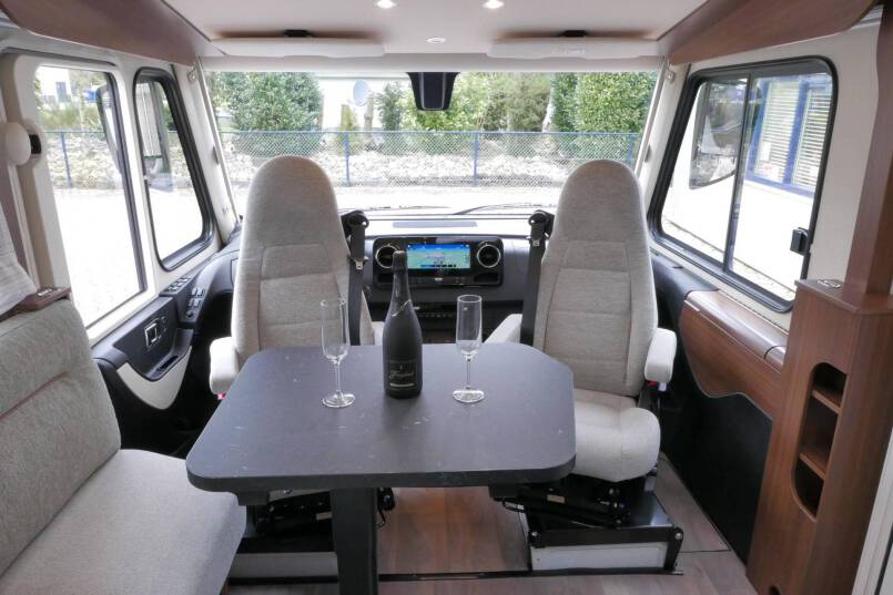 Hymer BMC-I 580 Hymer  BMC-I 580 9G AUTOMAAT 177 pk, Mercedes AL-KO, 2021 22