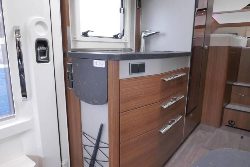 Hymer BMC-I 580 Hymer  BMC-I 580 9G AUTOMAAT 177 pk, Mercedes AL-KO, 2021 30