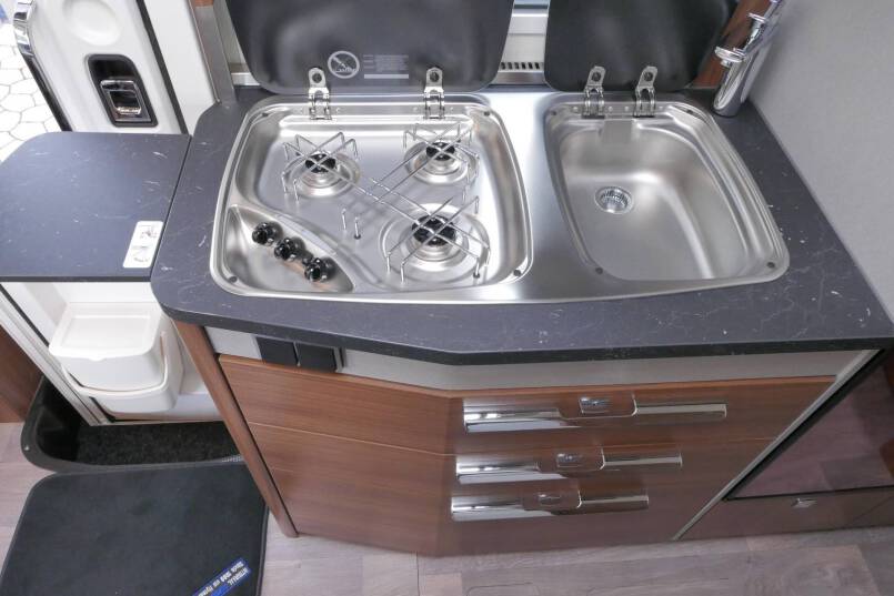 Hymer BMC-I 580 Hymer  BMC-I 580 9G AUTOMAAT 177 pk, Mercedes AL-KO, 2021 31