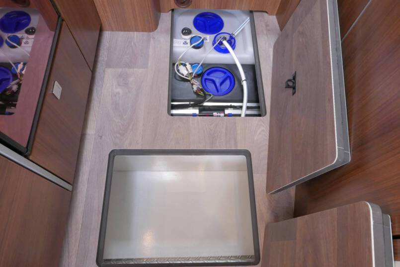 Hymer BMC-I 580 Hymer  BMC-I 580 9G AUTOMAAT 177 pk, Mercedes AL-KO, 2021 40