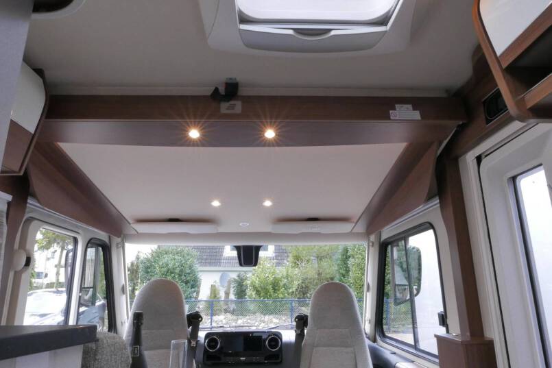 Hymer BMC-I 580 Hymer  BMC-I 580 9G AUTOMAAT 177 pk, Mercedes AL-KO, 2021 42